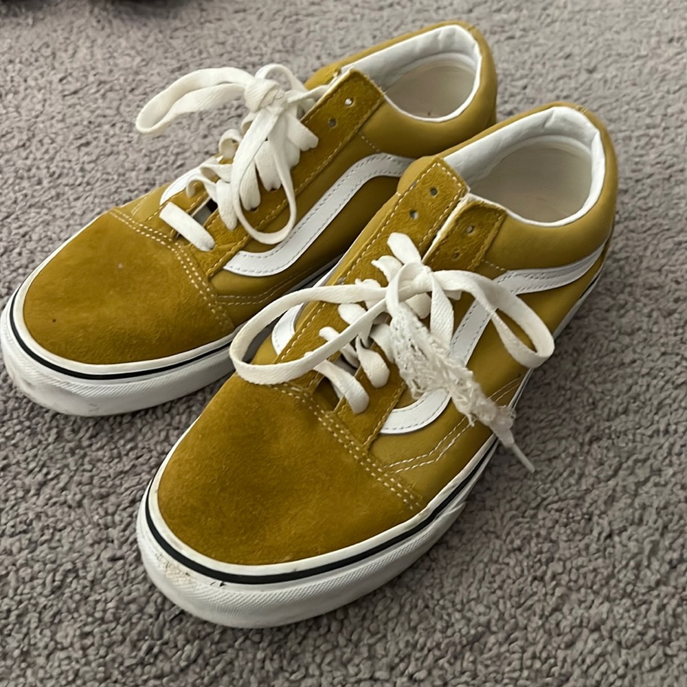 Yellow mustard vans